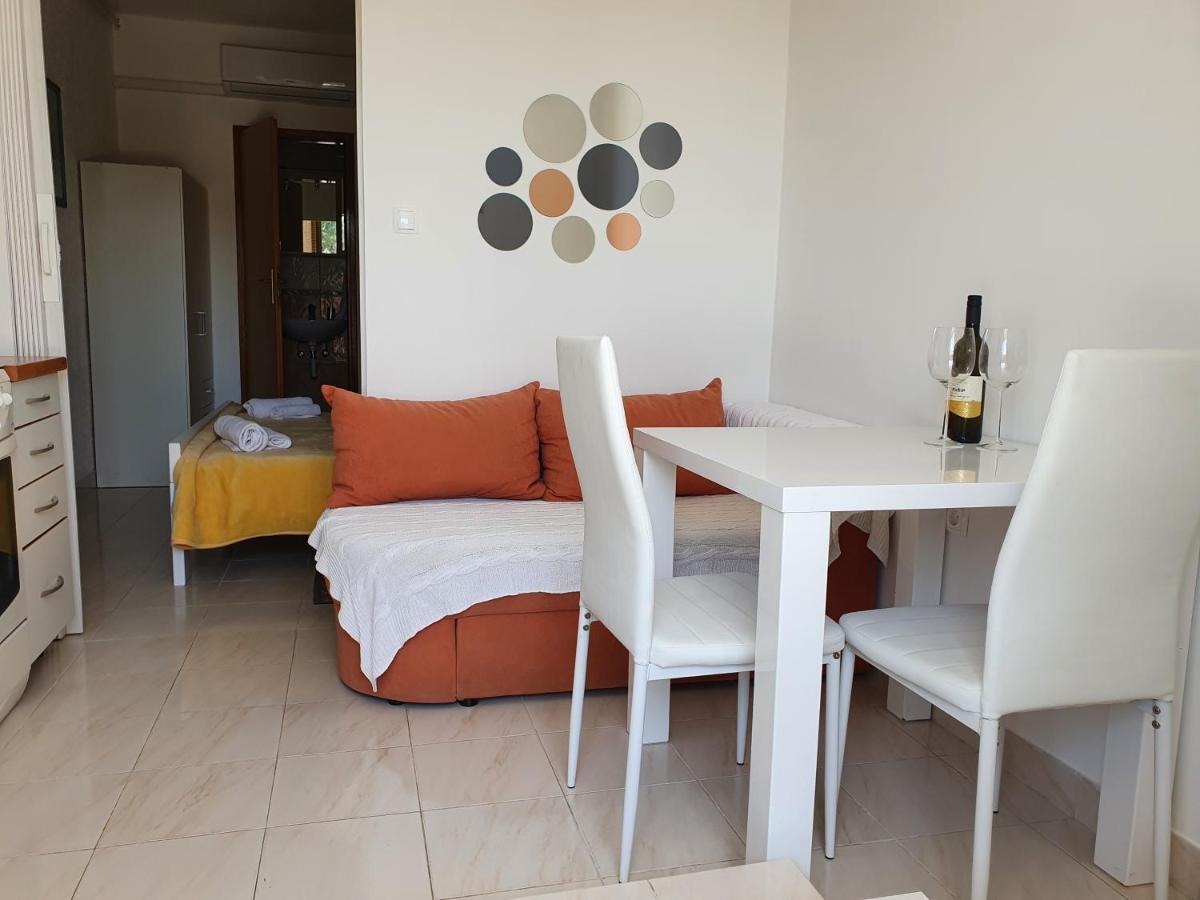 Apartment Ella Banjol Exterior foto